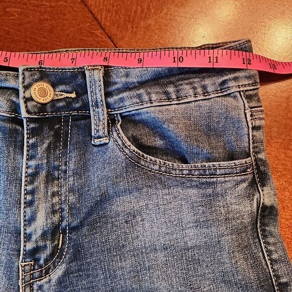 Kancan Mid Rise Stretch Skinny Jeans, Size 3, Blue Wash Denim - Picture 5 of 11